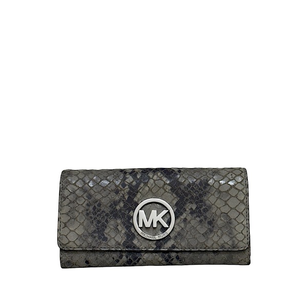 MICHAEL KORS CONTINENTAL SNAP-LOCK WALLET - Picture 1 of 13